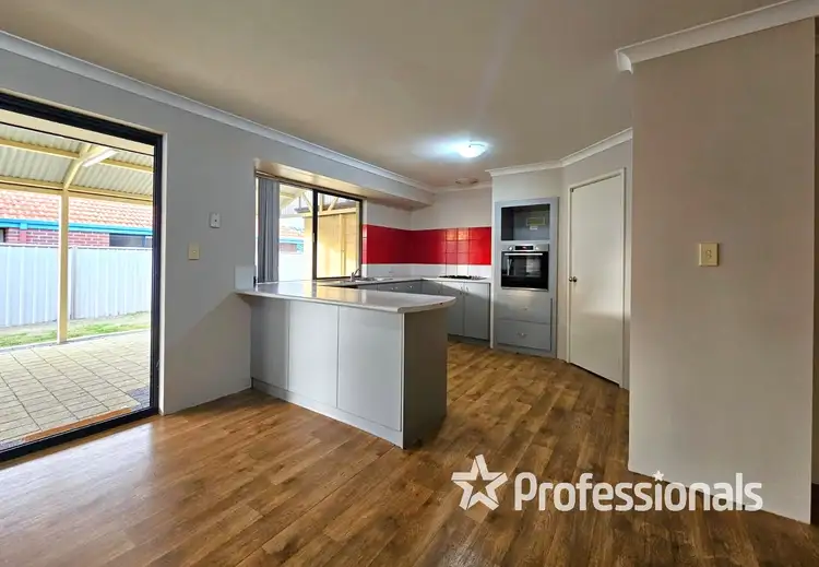 Seventh view of Homely house listing, 32 The Boulevard, Australind WA 6233