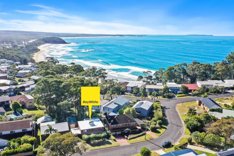 4 Manning Avenue, Narrawallee NSW 2539