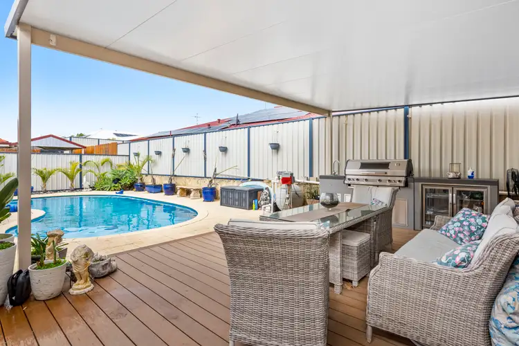 2 Caslano Road, Meadow Springs WA 6210