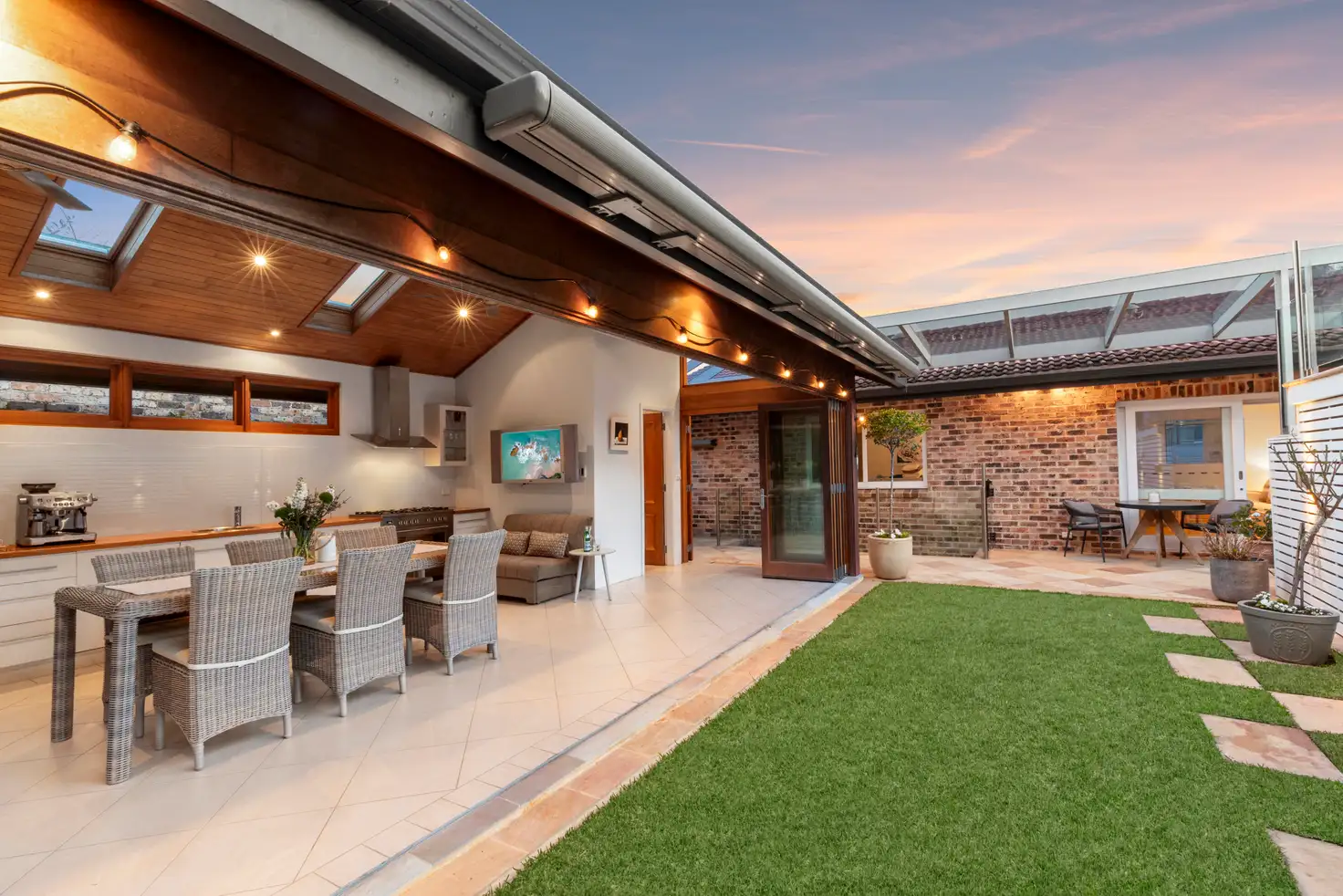 Main view of Homely house listing, 16 Sir Thomas Mitchell Drive, Davidson NSW 2085