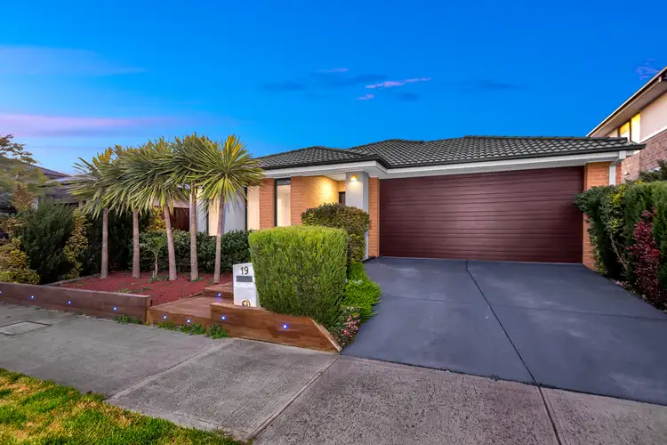 Main view of Homely house listing, 19 Allambi Court, Cranbourne North VIC 3977