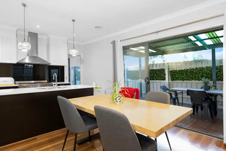 Fifth view of Homely house listing, 19 Allambi Court, Cranbourne North VIC 3977