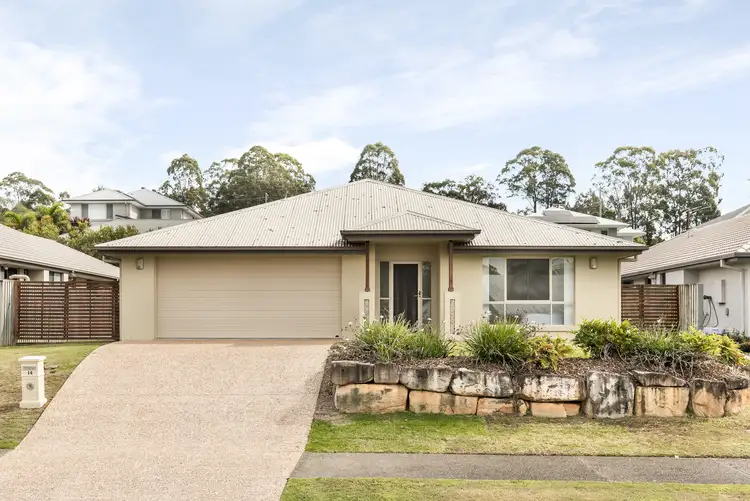 14 Crossing Drive, Eatons Hill QLD 4037