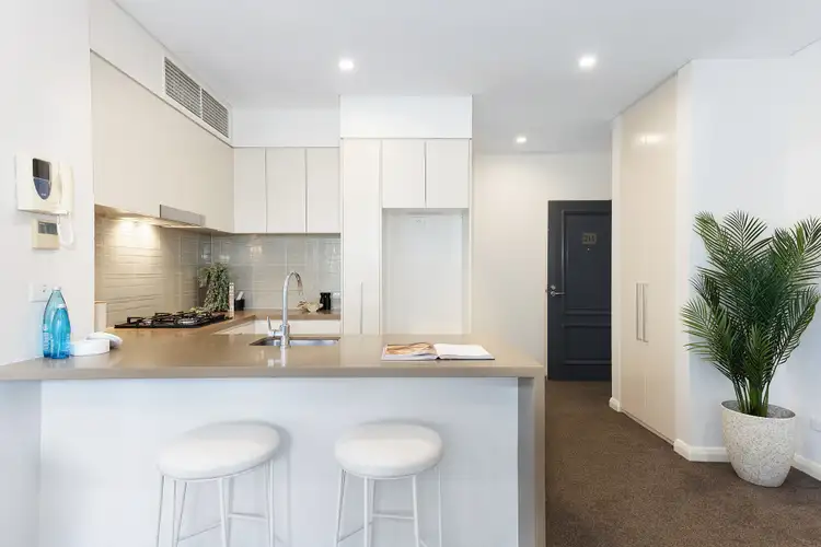 Fourth view of Homely unit listing, 214/657 Pacific Highway, Killara NSW 2071