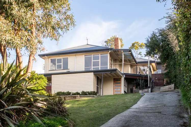 17 Prospect Street