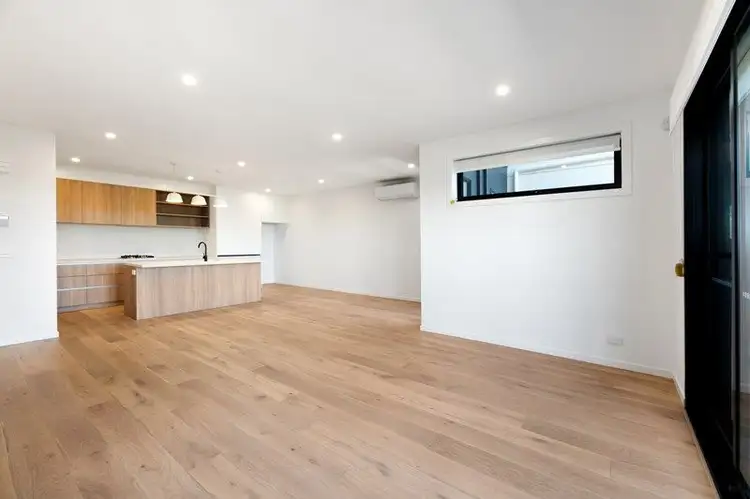 368 Duke Street, Sunshine North VIC 3020