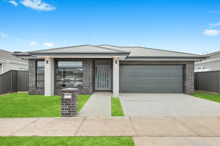10 Zircon Street