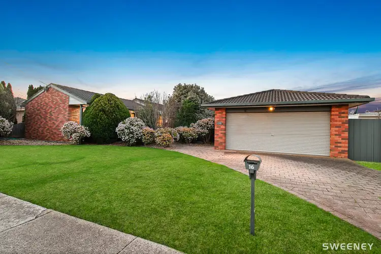 16 Hogans Road, Hoppers Crossing VIC 3029