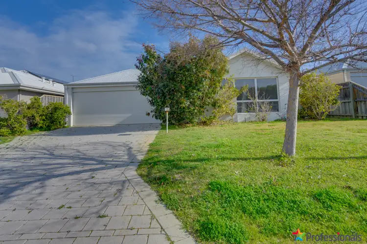 Fourth view of Homely house listing, 7 Stellaria Avenue, Halls Head WA 6210