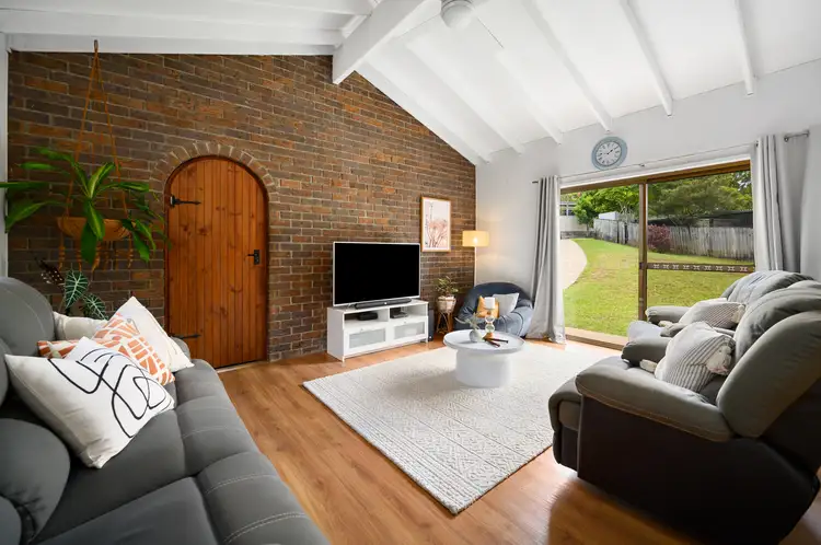 Sixth view of Homely house listing, 19 Whitian Drive, Carrara QLD 4211