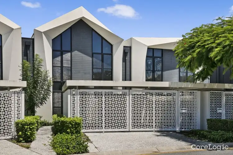 61 Peninsula Drive