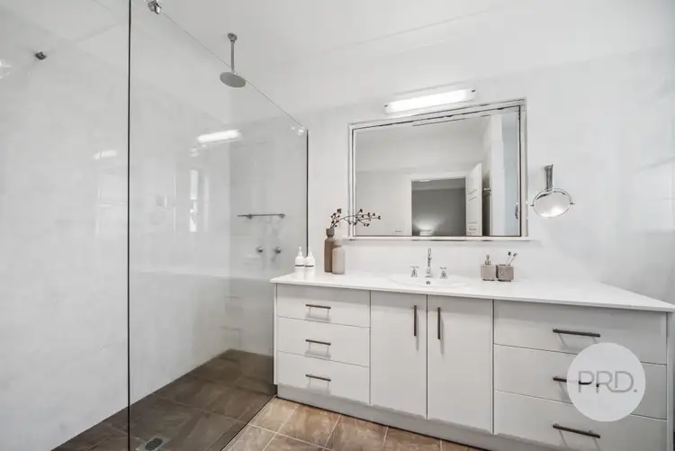 Fifth view of Homely house listing, 8 Bell Gum Place, Lake Albert NSW 2650