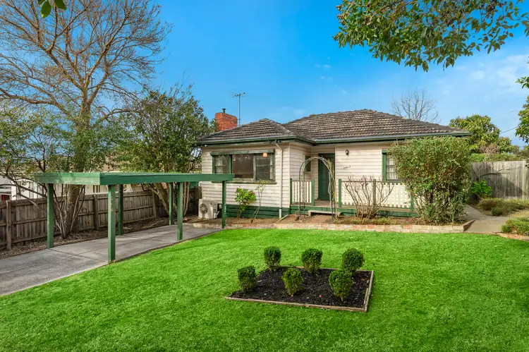 11 May Street, Macleod VIC 3085