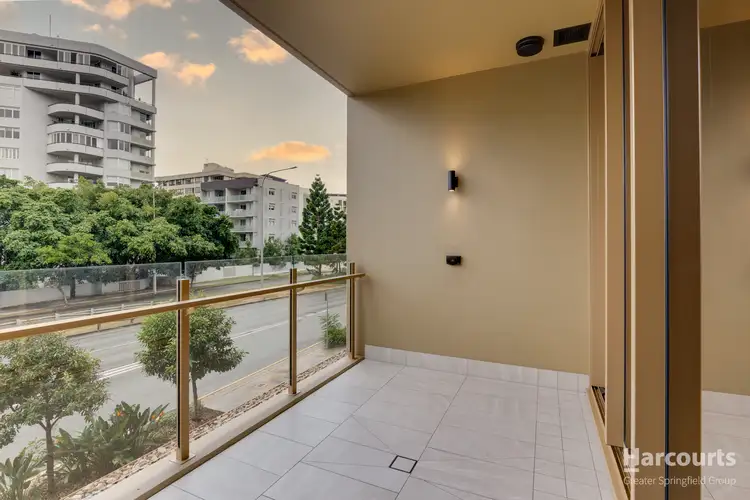 109/25 Shafston Avenue, Kangaroo Point QLD 4169