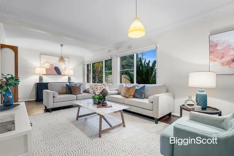 82 Blackburn Road, Glen Waverley VIC 3150