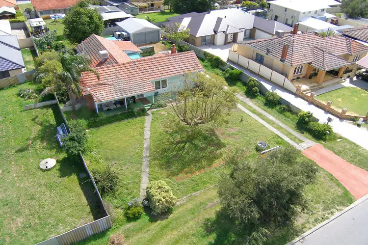 47 Smiths Avenue, Redcliffe WA 6104