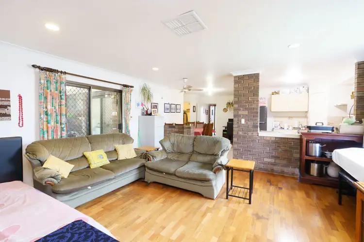 Fifth view of Homely house listing, 25 Shamrock Way, Huntingdale WA 6110