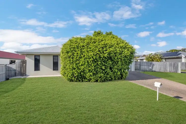 4 Henning Court, Bushland Beach QLD 4818