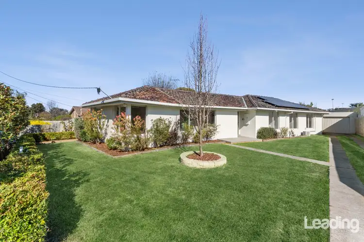 11 Ruthven Street, Sunbury VIC 3429