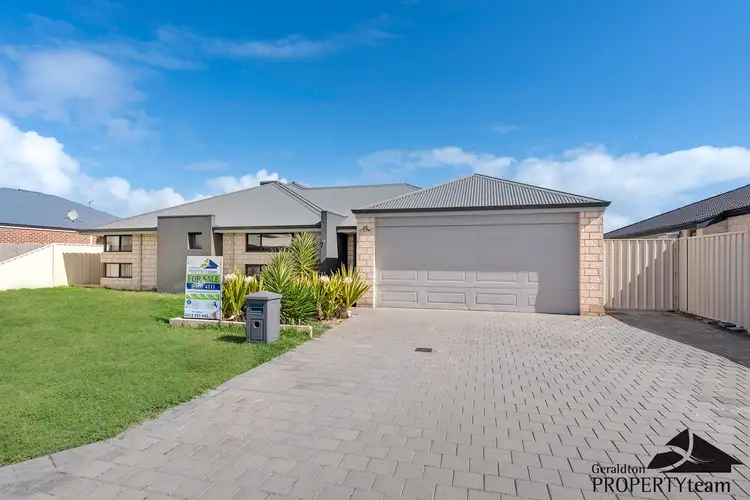 7 Carmela Corner, Wandina WA 6530