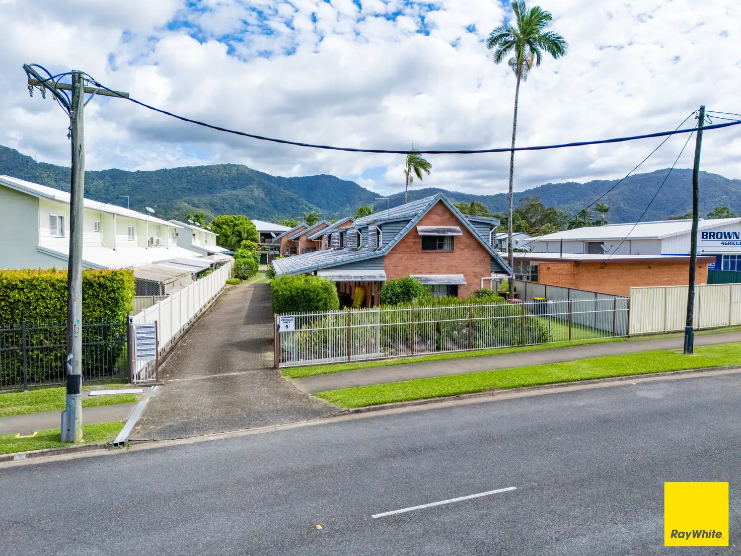 Main view of Homely block of units listing, 688 Bruce Highway, Woree QLD 4868