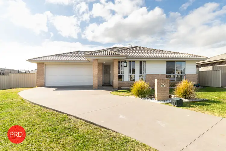 16 Angus Place, Bungendore NSW 2621