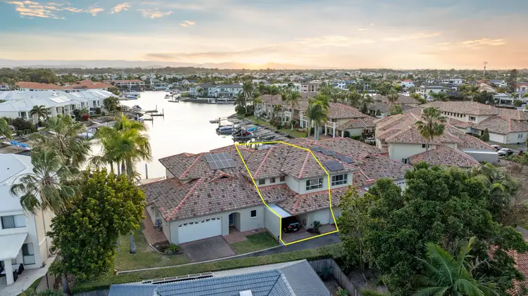 49/76 Bayview Street, Runaway Bay QLD 4216