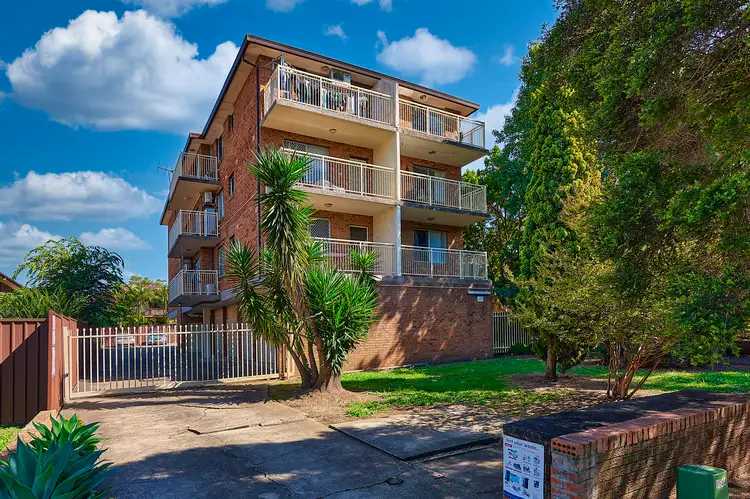 9/13 Myall St, Cabramatta NSW 2166