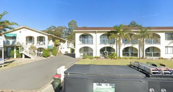 384 Beach Road