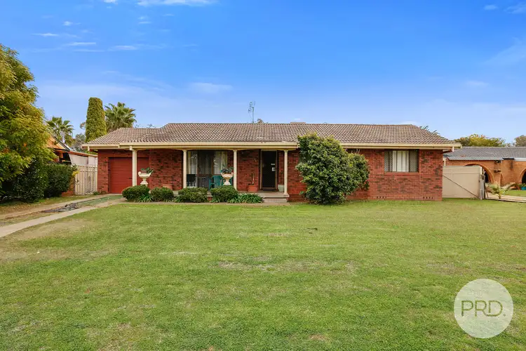 33 Waree Drive, Tamworth NSW 2340