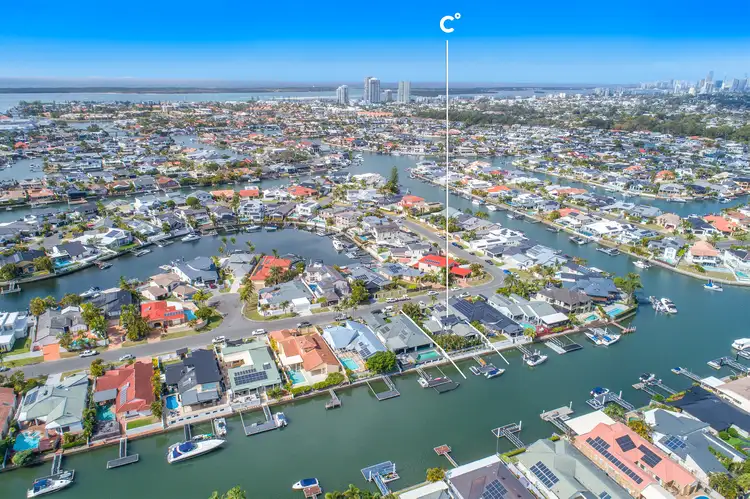 105 Pebble Beach Drive, Runaway Bay QLD 4216