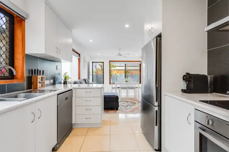 Sixth view of Homely unit listing, 1/592 Oxley Avenue, Scarborough QLD 4020