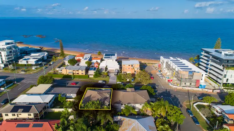 4/2 Queen Street, Scarborough QLD 4020