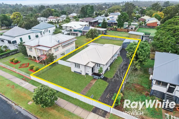 26 Woodford Street, One Mile QLD 4305