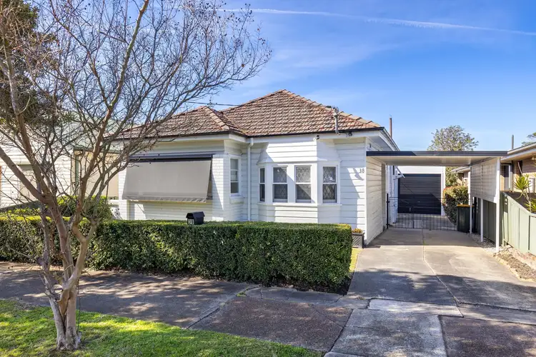 38 Carandotta Street