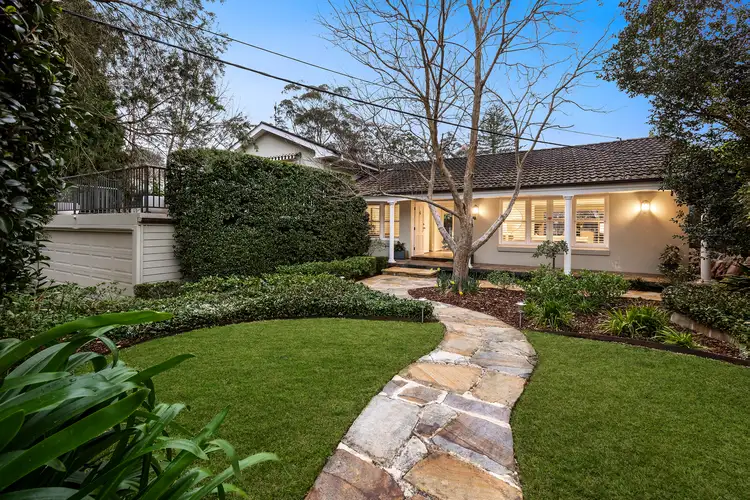 15 Raymond Avenue, Warrawee NSW 2074