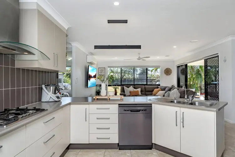 Fifth view of Homely house listing, 10 Shoalmarra Drive, Mount Low QLD 4818