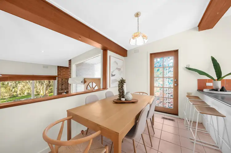 Fifth view of Homely unit listing, 2/58-60 Swayfield Road, Mount Waverley VIC 3149