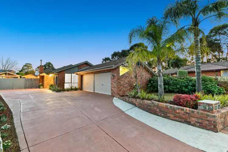 4 St John Place, Rowville VIC 3178