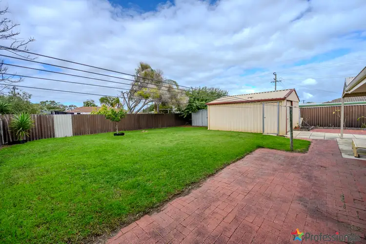 Third view of Homely house listing, 4 Newell Place, Cooloongup WA 6168