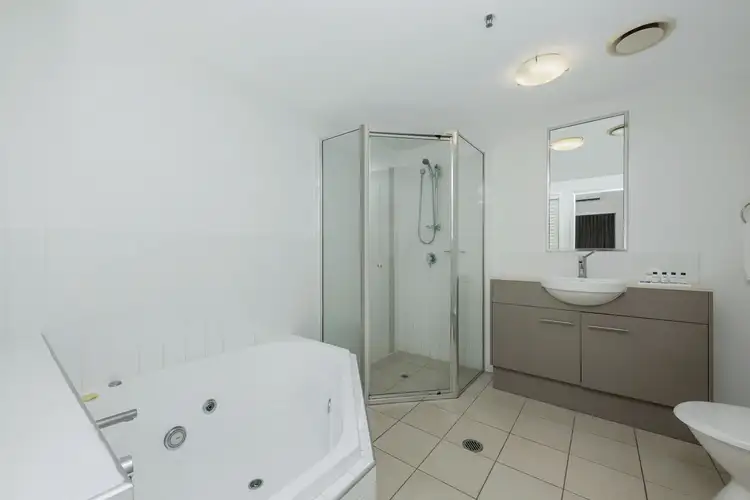 Fifth view of Homely apartment listing, 302/2 Dibbs Street, South Townsville QLD 4810