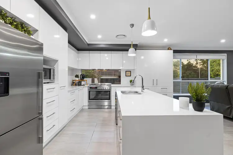 Fifth view of Homely house listing, 2 Glencoe Street, Thornlands QLD 4164