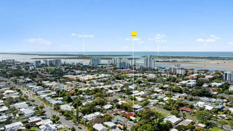 2/5 Bryce Lane, Labrador QLD 4215