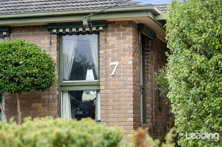 Second view of Homely house listing, 7 Lambert Avenue, Sunbury VIC 3429