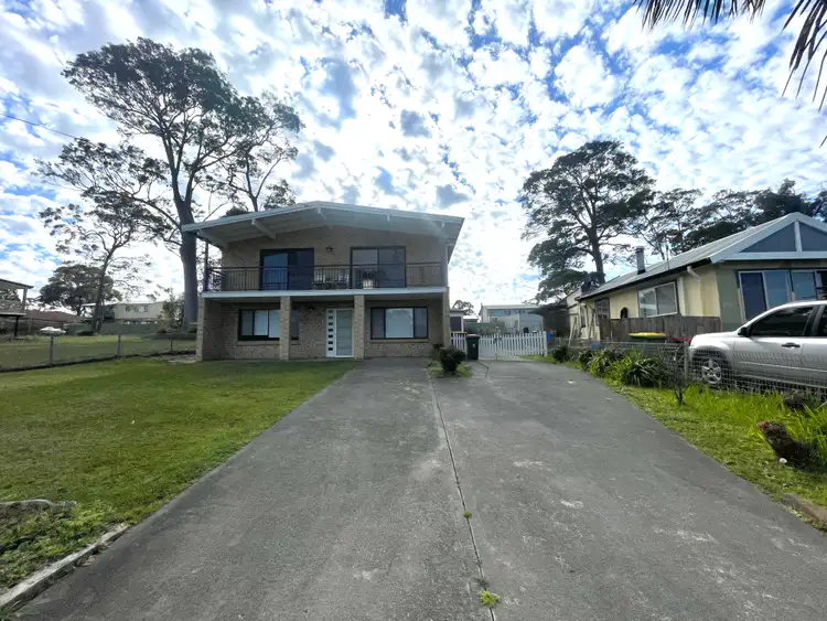 90 Walmer Avenue, Sanctuary Point NSW 2540