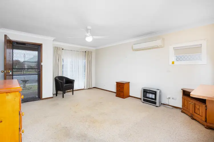 Third view of Homely unit listing, 2/101 Crowley Street, Temora NSW 2666