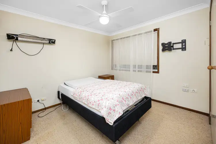 Sixth view of Homely unit listing, 2/101 Crowley Street, Temora NSW 2666