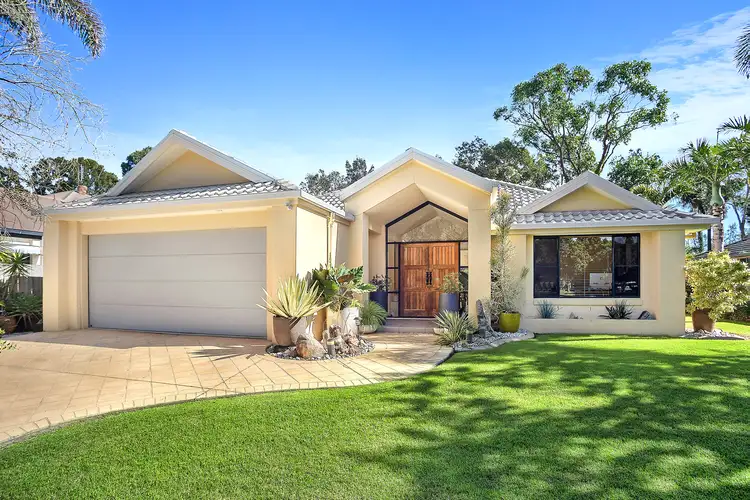 42 Wattlebird Drive, Twin Waters QLD 4564