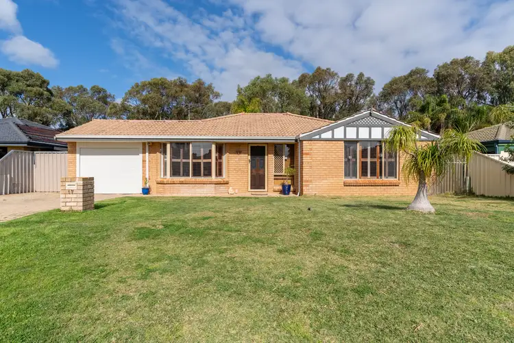 17 Timberlane Loop, Cooloongup WA 6168
