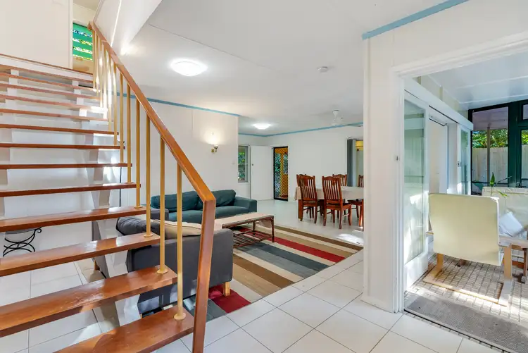 341 Pease Street, Edge Hill QLD 4870